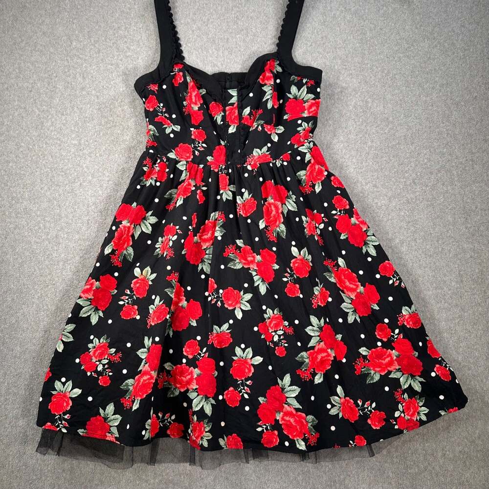 Hot Topic Red Rose Sweetheart Neckline Flare Dress Women's XL Tulle Underlay